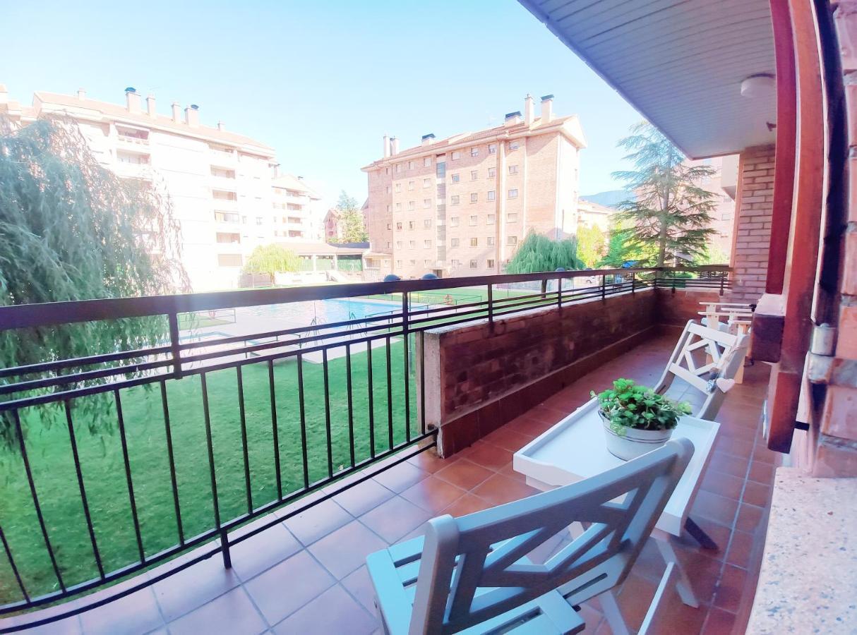 Apartamento Capelot Jaca Buitenkant foto